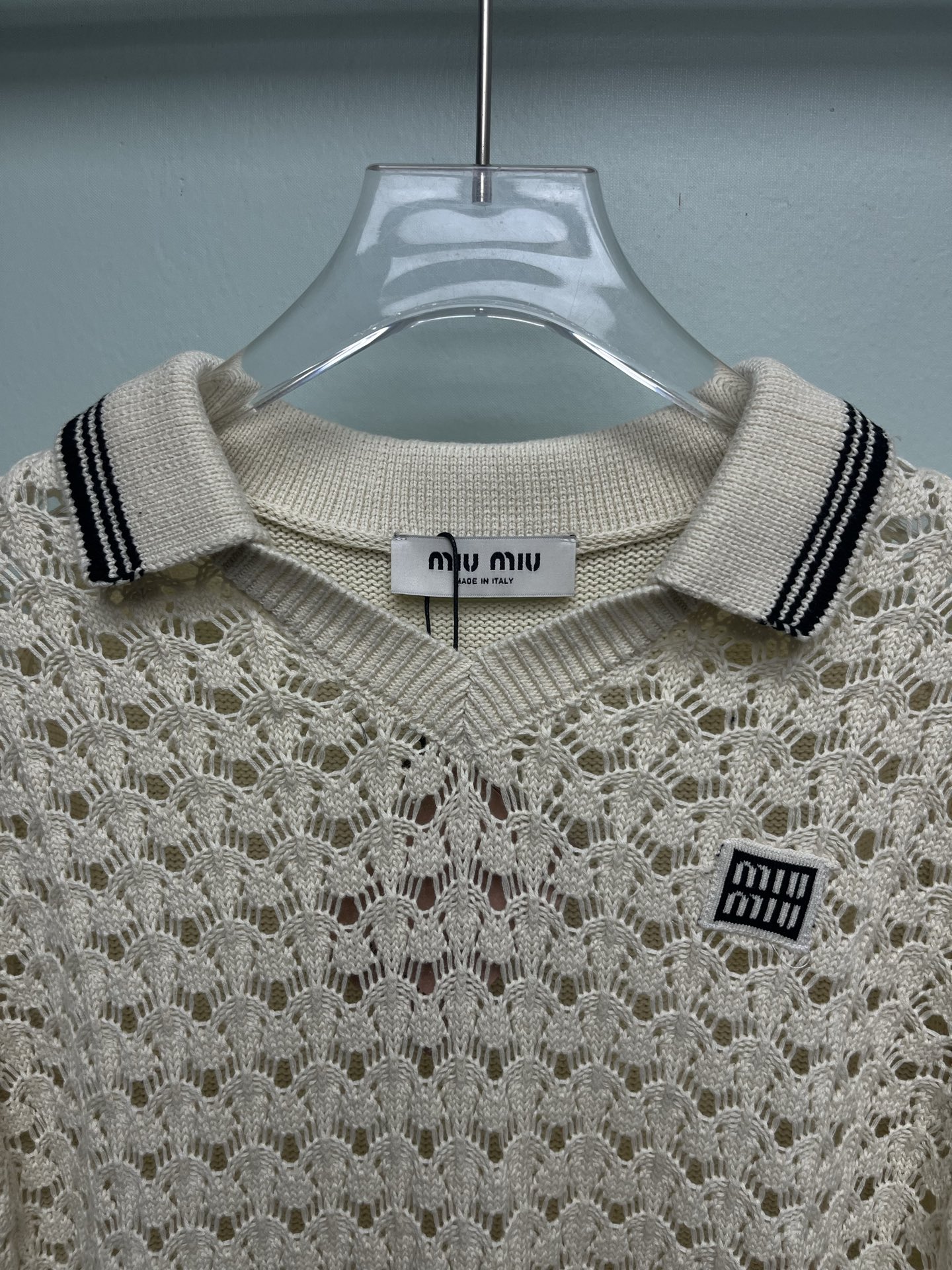 Women's short sleeves